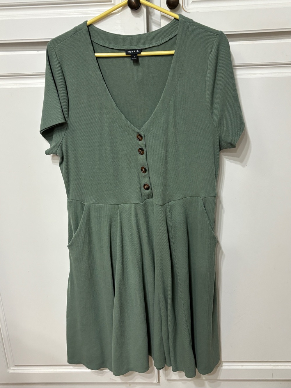 Torrid Mini Rib Button Down Skater Dress in Light Olive Green Size 2